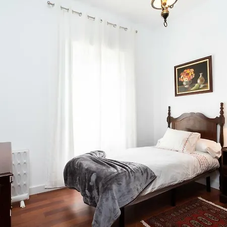 Home2book The Palace *